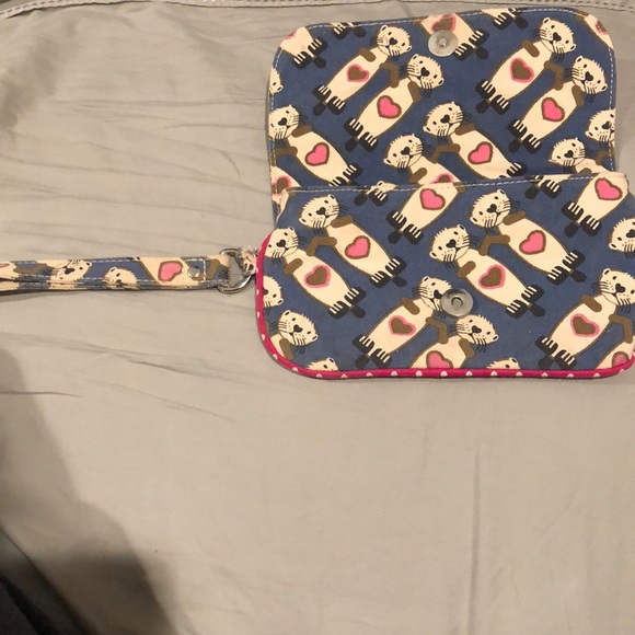 Cute Otter Wristlet - Picture 2 of 4